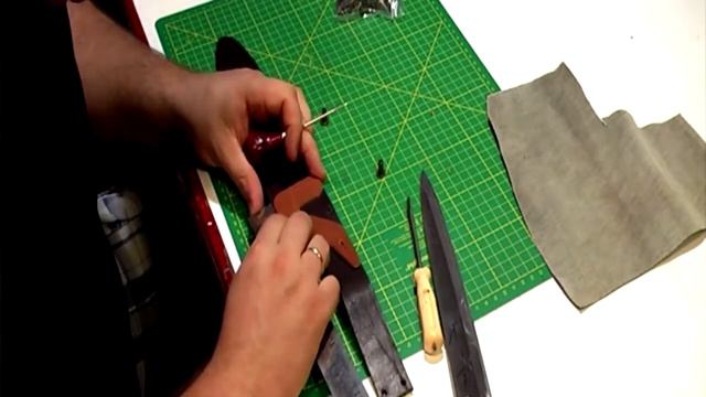 Ножны из кожи своими руками. Leather scabbard with your own hands. смотреть онлайн
