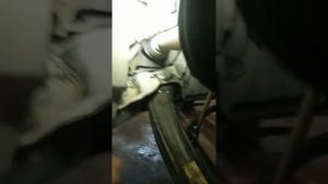 замена саленблоков переднего рычага Пежо 308