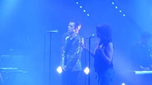 CHRISSIE HYNDE & BRANDON FLOWERS 'BETWEEN ME AND YOU' @ 02 BRIXTON 2015