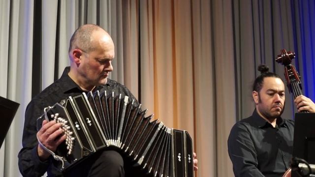 Destino Tango plays Oblivion by Astor Piazzolla live in concert. tgf Records 2019 смотреть онлайн