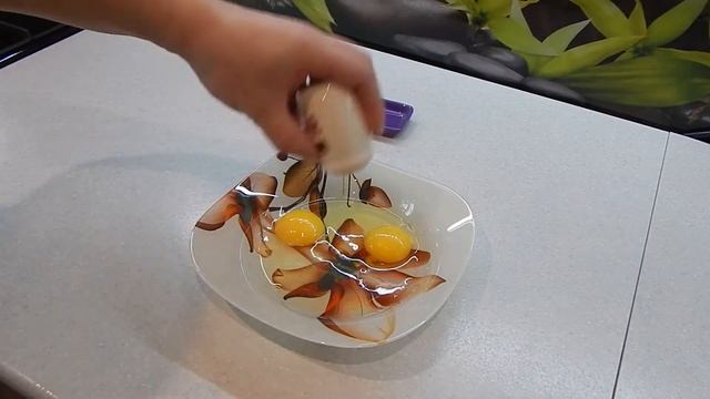 Куриное филе в яйце! Куриная грудка будет сочной и хрустящей!