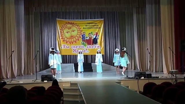 Коллекций "Зима в кружевах" Театр Моды и Творчества "Каприз", город Оренбург смотреть онлайн