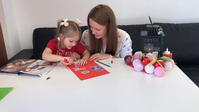 Письмо для Деда Мороза.Очень ждем Новый Год!Пишем письмо для Деда Мороза. Кира хочет много подарков смотреть онлайн