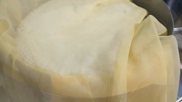 Сыр Морбье /Как сделать сыр в домашних условиях / Сыр с угольной прослойкой / Сыр с мытой коркой