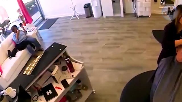 ?Самые Невероятные Случаи с Дикими Медведями Снятые на Камеру! смотреть онлайн