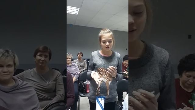 12 летняя Арианда про холодные контакты.mp4