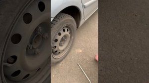 Тест китайского аккумуляторного гайковерта makita 700Nm