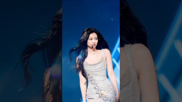 Jennie in 4 different hairstyles #blackpink #jennie #jenniekim #kimjennie #nini #shorts