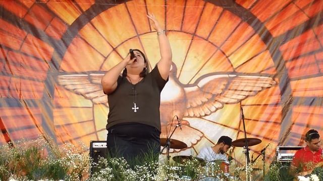 OITAVA DE PENTECOSTES - 5ª Parte 5/6 - Show Michelle Abrantes - Roger Naves 9/6/2017 смотреть онлайн