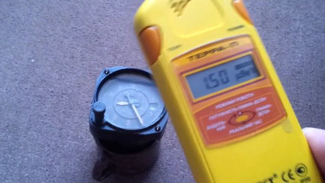 Radioactive altimeter. Радиоактивный советский высотомер.