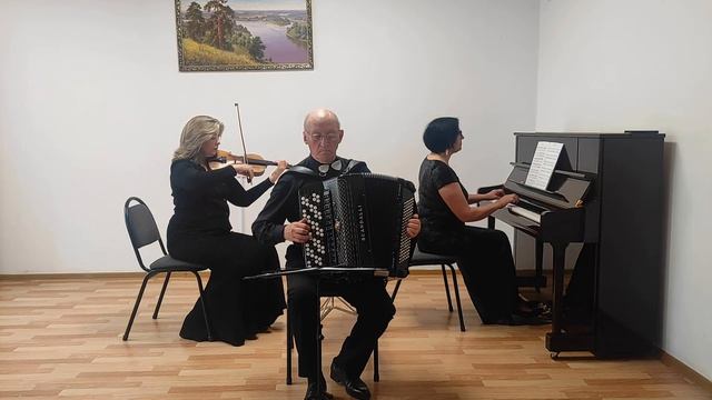 И.С. Бах Скерцо. Трио КамерАнс смотреть онлайн