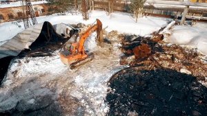 Зачистка и демонтаж резервуара для хранения нефтепродуктов РВС-1000.