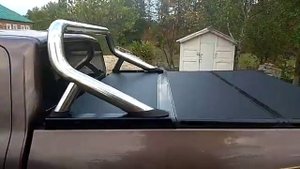 Трехсекционная крышка Kramco и переходник под штатные дуги на пикап GW Poer