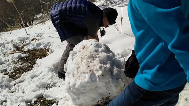 2018/10/21 - Лепим первых снеговиков в этом году! смотреть онлайн