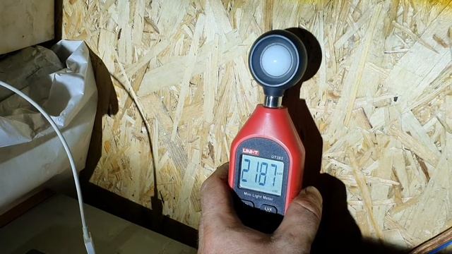 Volkswagen Passat. Замена биксеноновых линз на BI-LED Aozoom A6+ Orion с сохранением адаптива смотреть онлайн