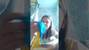 Добавляю в слайм колер и клей пва Луч.