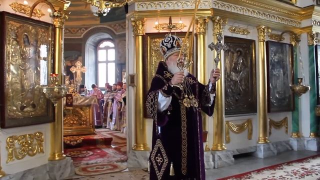 ФРАГМЕНТЫ СЛУЖБЫ МИТРОПОЛИТА В СОБОРЕ 27.03.2013 смотреть онлайн