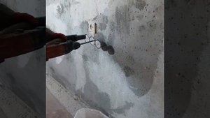 Бурение подрозетников в бетоне без пыли. Чистка перфоратором Hilti
