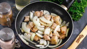 Чечевица с грудинкой