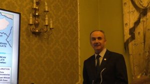 Проблемы тектоники плит ведут к признанию расширения Земли. Обзорная лекция в ЦДУ