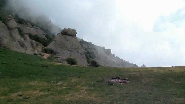 Горный массив Демерджи в Крыму.