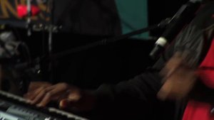 Robin Thicke - "Magic" live from Interscope Introducing