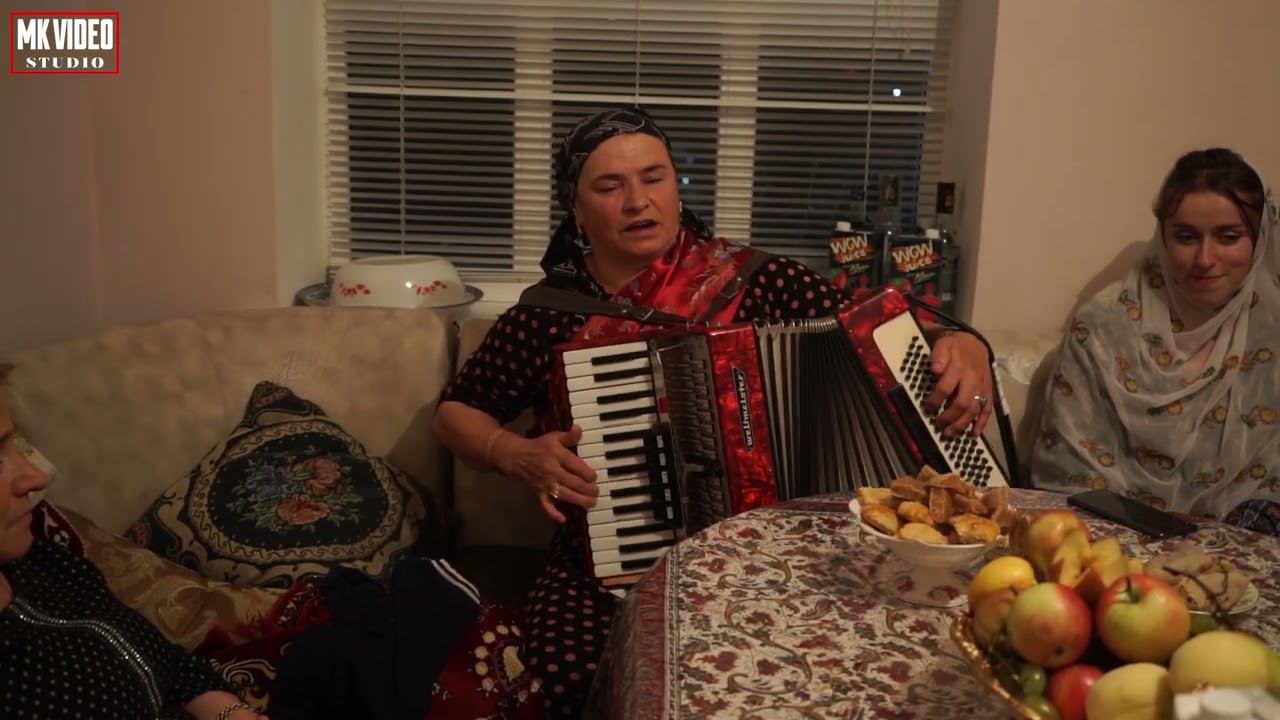 Красивое исполнения на даргинском языке поет НАБИЯТ смотреть онлайн