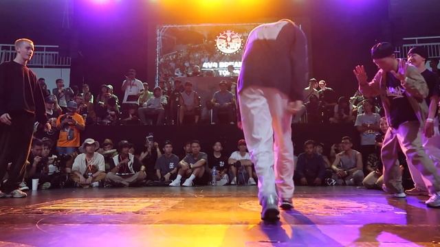 RFJAM 2023 - 4vs4 breaking Top 16 (3) #onewaycrew #famous #twister #스터번 #스펙트럼 #RFJAM #rfjam2023 смотреть онлайн