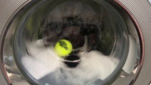 Как стирать пуховик в стиральной машине?