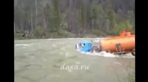 Крепче за баранку держись шофер