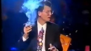 Вот так надо курит сигарета ???