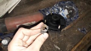 замена опоры стойки на мазде фамилия.