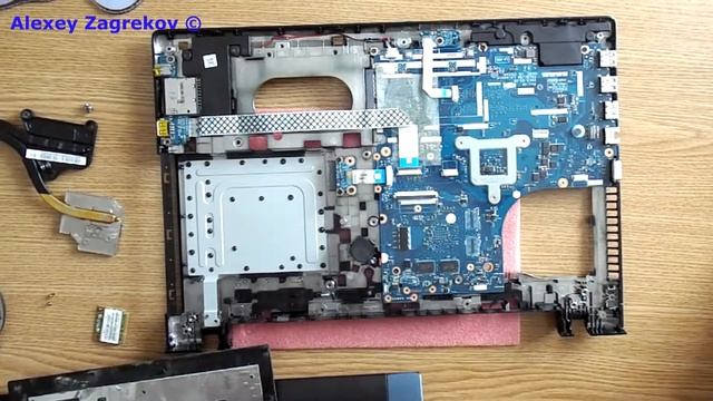 Как поменять корпус в ноутбуке Lenovo G505S. Инструкция по разборке. смотреть онлайн