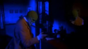 Маска 1994 Стэнли одевает маску второй раз
