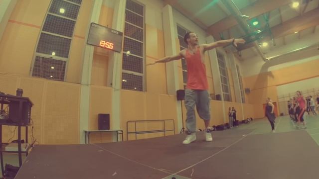 Live Zumba® Fitness - Rompe - Reggaeton смотреть онлайн