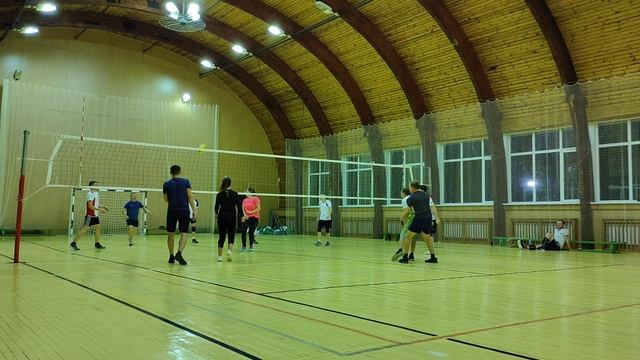 Обкомовские дачи Волейбол 9.11.2021г. Игра 4 смотреть онлайн