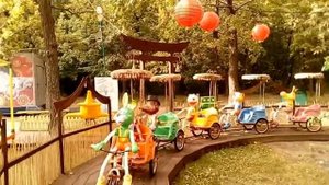 ДЕТСКИЙ ПАРК РАЗВЛЕЧЕНИЙ Аттракционы для маленьких  ДЕТЕЙ  Наша Даша в Парке Отдыха