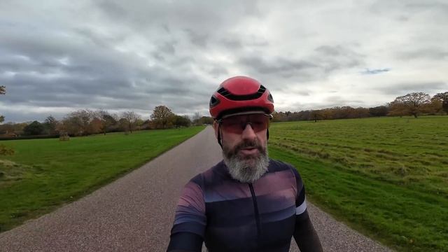 How to ride a century - Beginner endurance cycling tips for Completing Your First 100-Mile Ride! смотреть онлайн