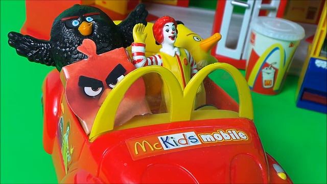 Angry Birds Return to the McDonalds Drive Thru смотреть онлайн