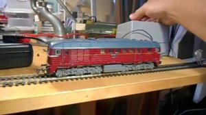 Испытание доработанной ходовой части модели тепловоза BR120 Piko