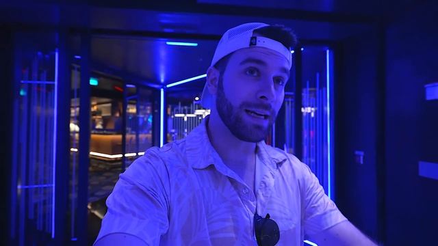 Icon Of The Seas FULL TOUR! The 2 Billion Dollar Cruise Ship смотреть онлайн