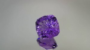 Ювелирные камни - фантазийная огранка. Gemstone amethist, fancy cut.