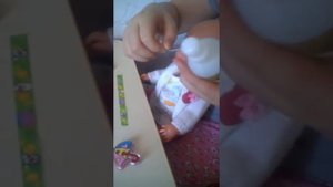 как сделать бутылочку для кукол?