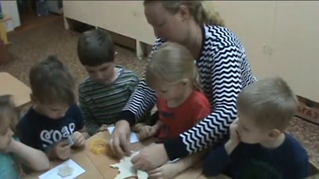 МАДОУ 115 группа "Дельфинчики" ИЗО смотреть онлайн