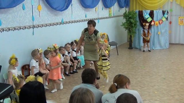 Праздник осени в детском саду "Лесная ярмарка" смотреть онлайн