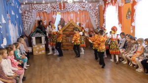 Пляска - танцуют воспитанники МБДОУ детский сад Аленушка, город Почеп