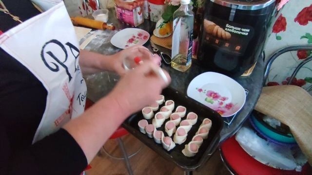 Быстрые сосиски в тесте ? смотреть онлайн