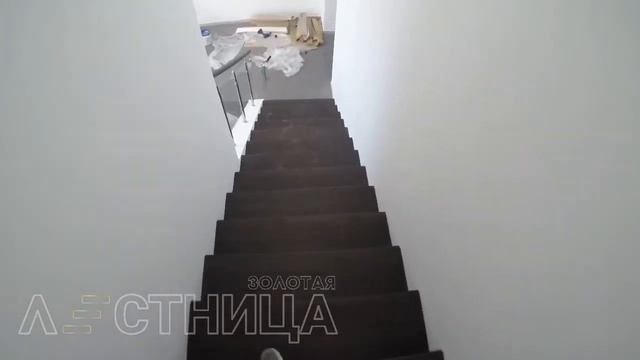 Обшивка металического каркаса буковыми ступенями