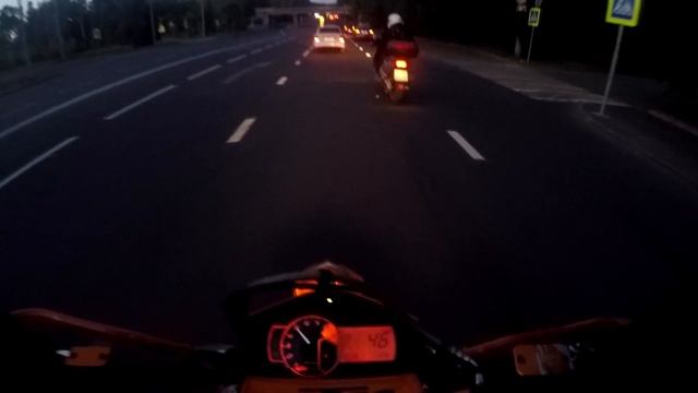 KTM 690 SMC. Полный рок-н-ролл! смотреть онлайн