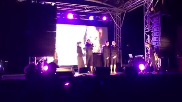 Rhiannon running for Nike смотреть онлайн